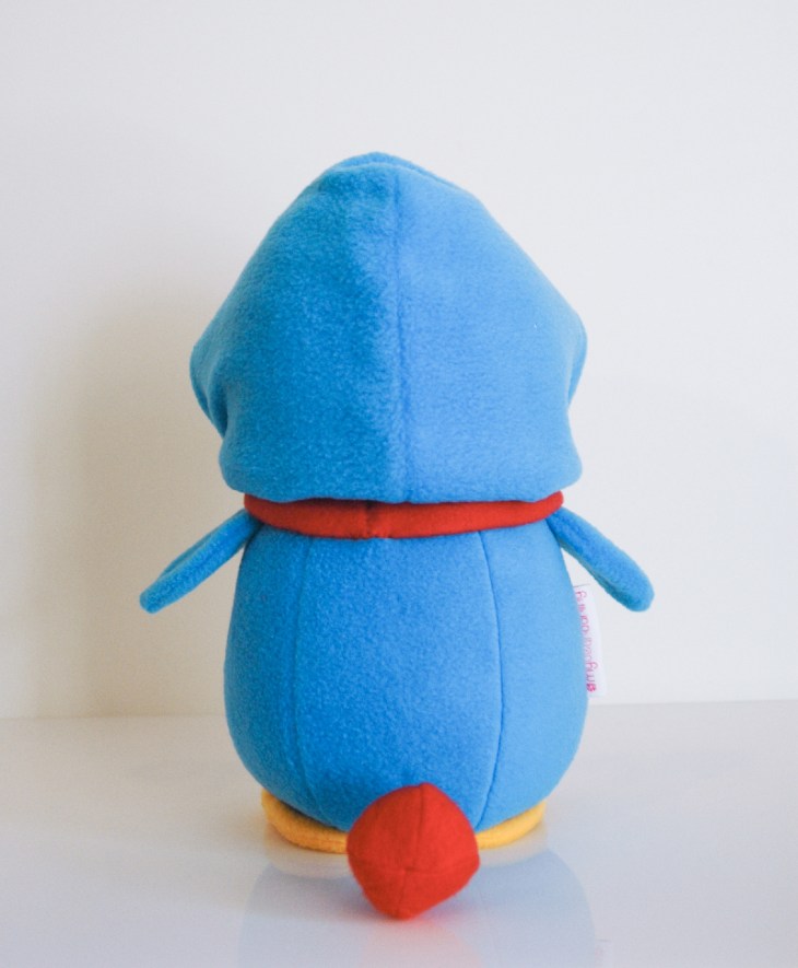 Penguin_Doraemon_back