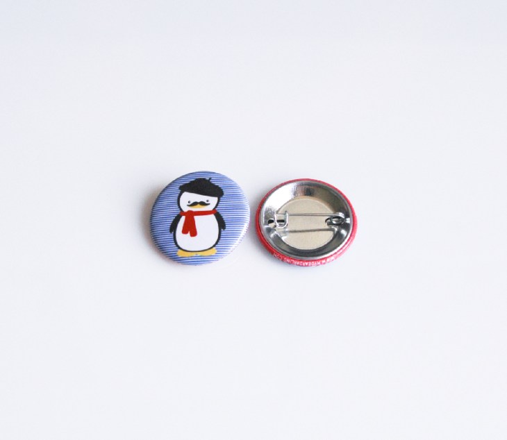Button_FrenchPenguin3