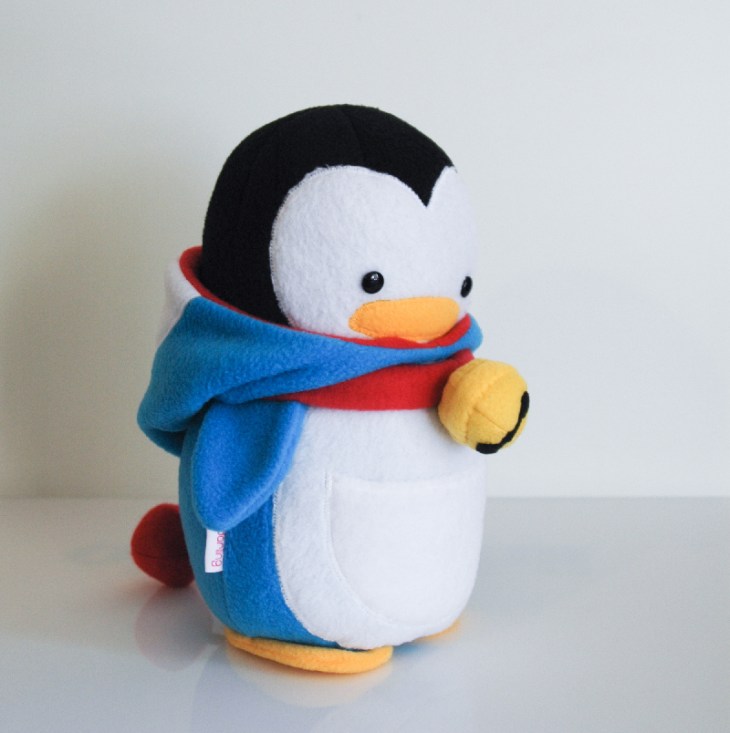 Penguin_Doraemon_Side