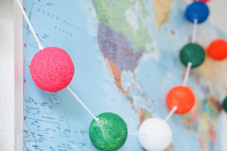 RainbowGarland_Detail