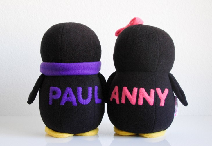 MDD_Penguin_Couple_Back