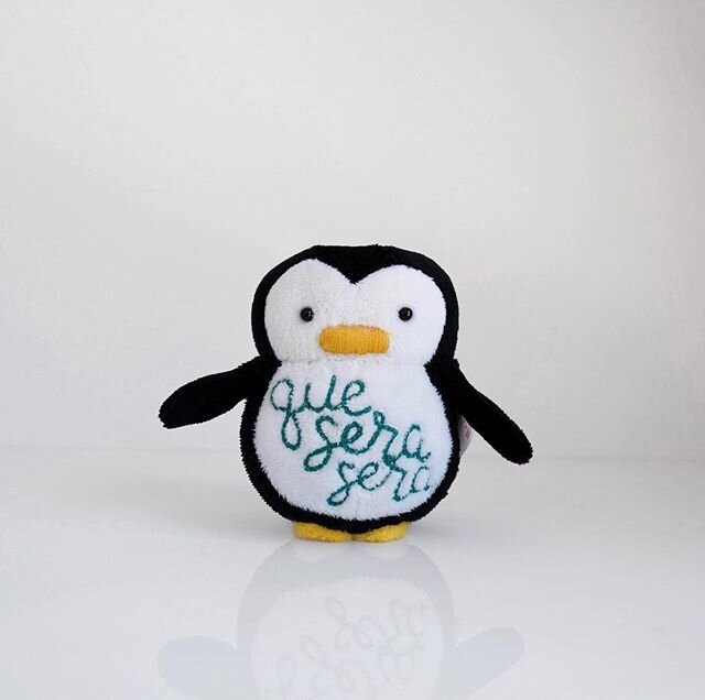 que sera sera
.
What will be, will be. As someone who worries a ton and tries to be in control of all the things, I needed this simple reminder. Thank you for the suggestion! 😊 Do your best and live for today. ✨
.
#mydeardarling
#penguinsofinstagram
#queserasera
#mondaymotivation
#livefortoday